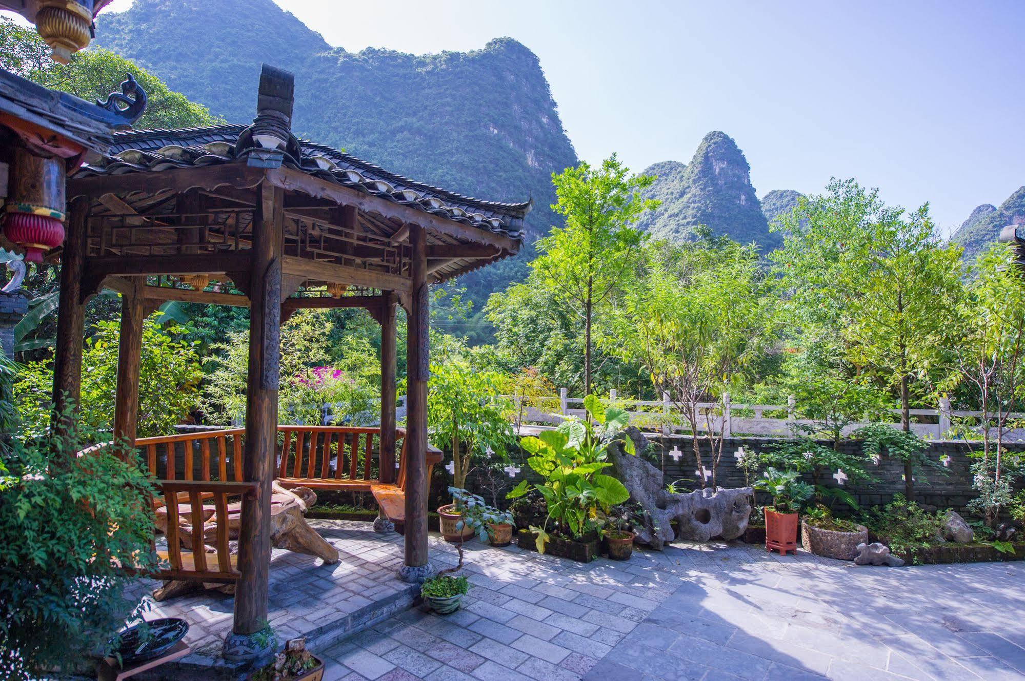 Yangshuo Scenic Mountain Retreat Hotel Exterior foto