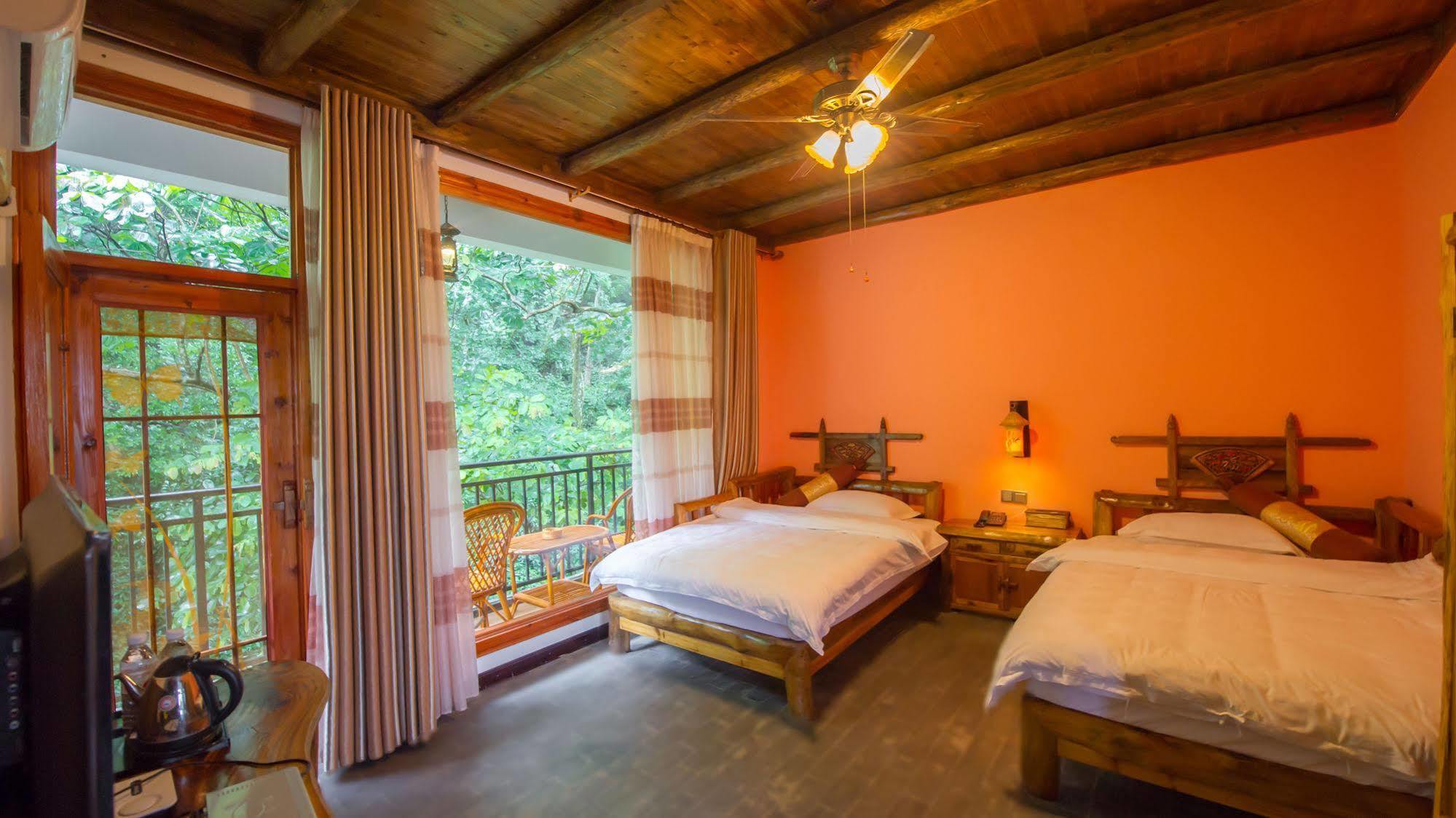 Yangshuo Scenic Mountain Retreat Hotel Exterior foto