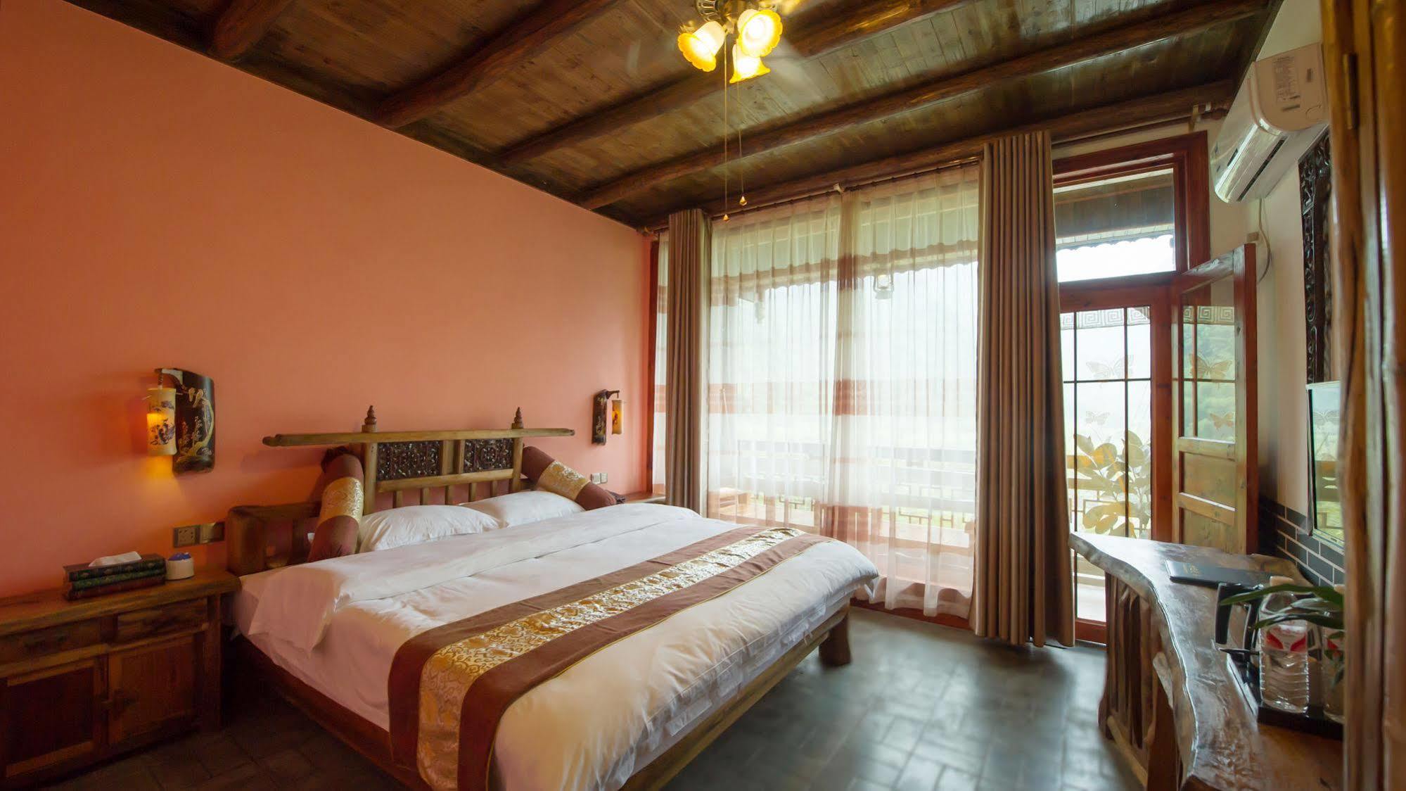 Yangshuo Scenic Mountain Retreat Hotel Exterior foto