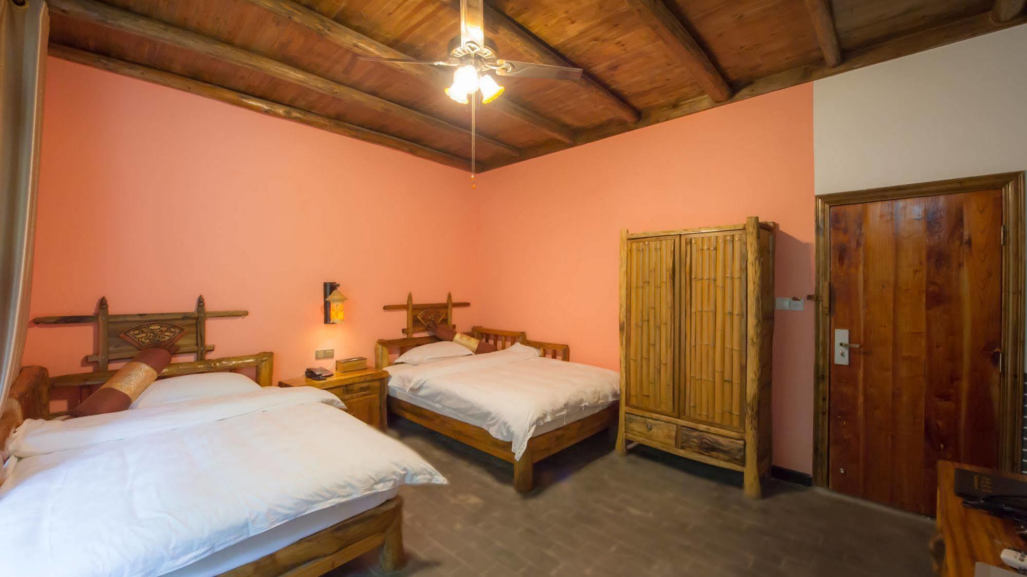 Yangshuo Scenic Mountain Retreat Hotel Exterior foto