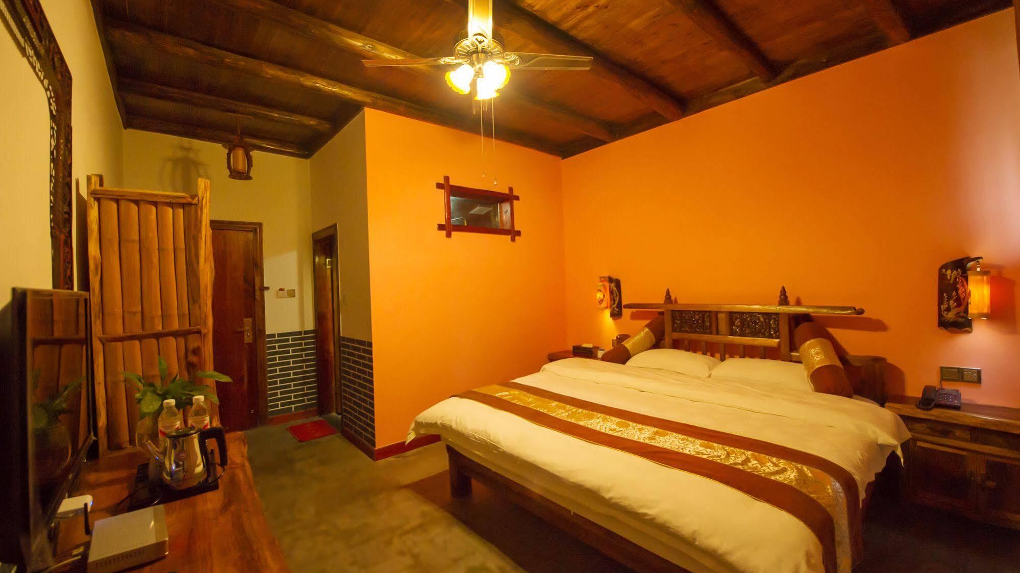 Yangshuo Scenic Mountain Retreat Hotel Exterior foto